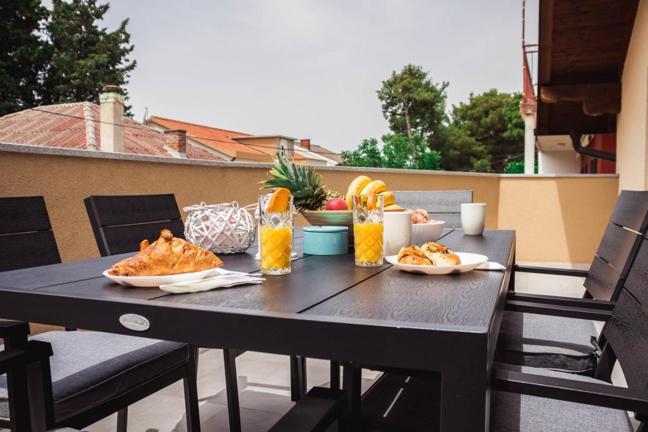 Apartmani Vuckovic Vodice Exterior photo